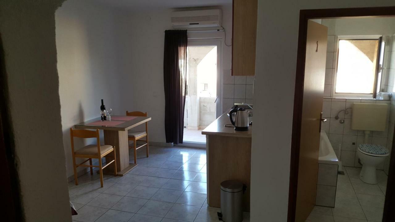 Apartman Luka Apartment Vodice Luaran gambar